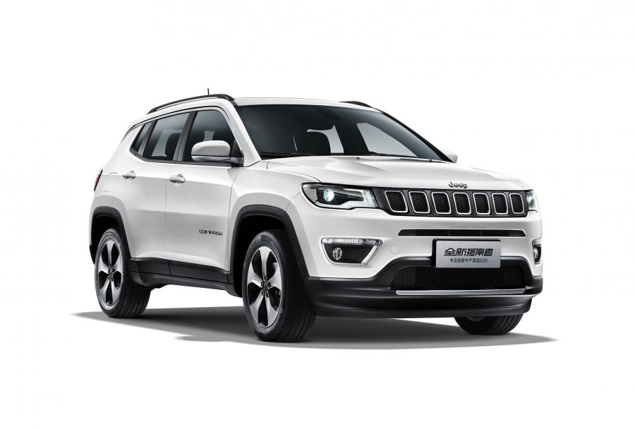  Jeep Compass Limited (MP) 2016 года  (CN) (фото 1 из 15)